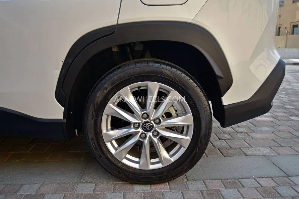 Toyota Corolla Cross 2024 for Sale in Dubai Image-24