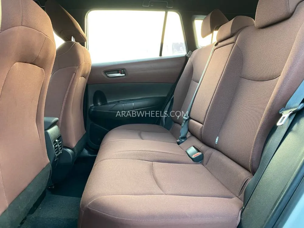 Toyota Corolla Cross 2022 for Sale in Sharjah Image-7