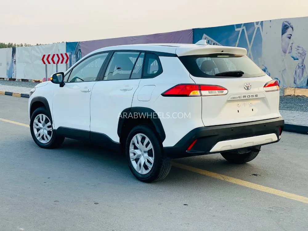 Toyota Corolla Cross 2022 for Sale in Sharjah Image-9