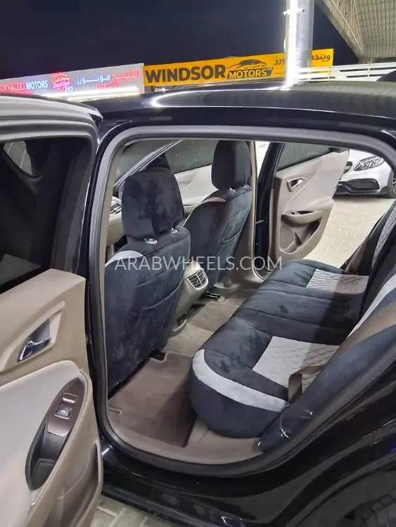 Chevrolet Malibu 2020 for Sale in Abu Dhabi Image-8