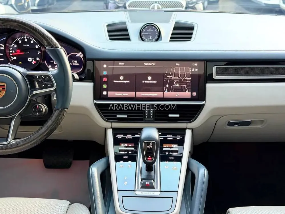 Porsche Cayenne 2023 for Sale in Abu Dhabi Image-7