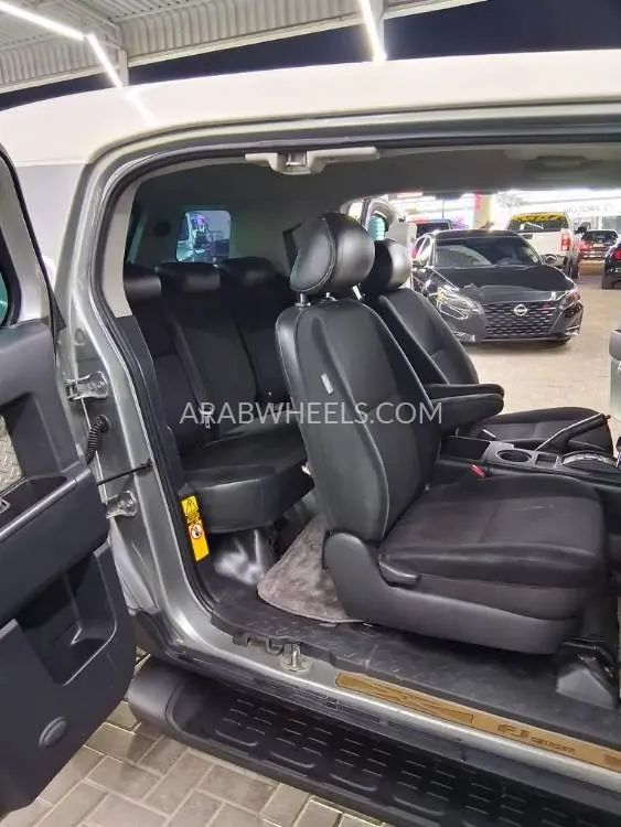 Toyota FJ Cruiser 2009 for Sale in Abu Dhabi Image-5