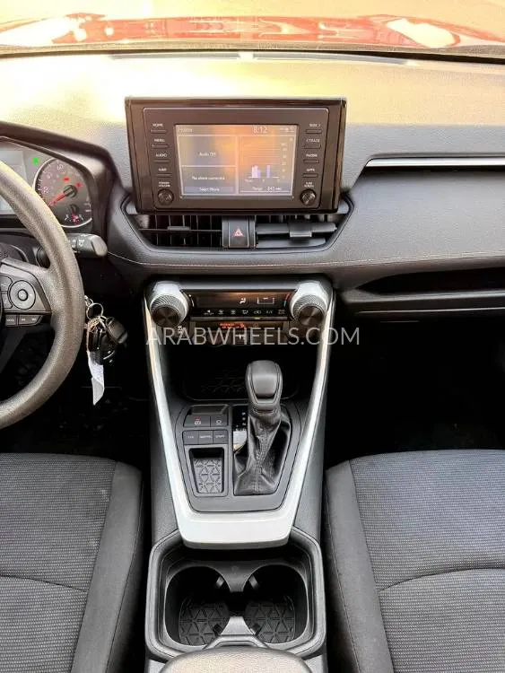 Toyota Rav4 2019 for Sale in Sharjah Image-10
