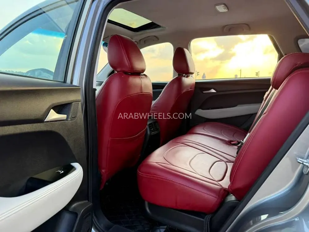 Chevrolet Captiva 2023 for Sale in Abu Dhabi Image-7
