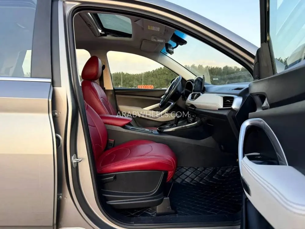 Chevrolet Captiva 2023 for Sale in Abu Dhabi Image-9