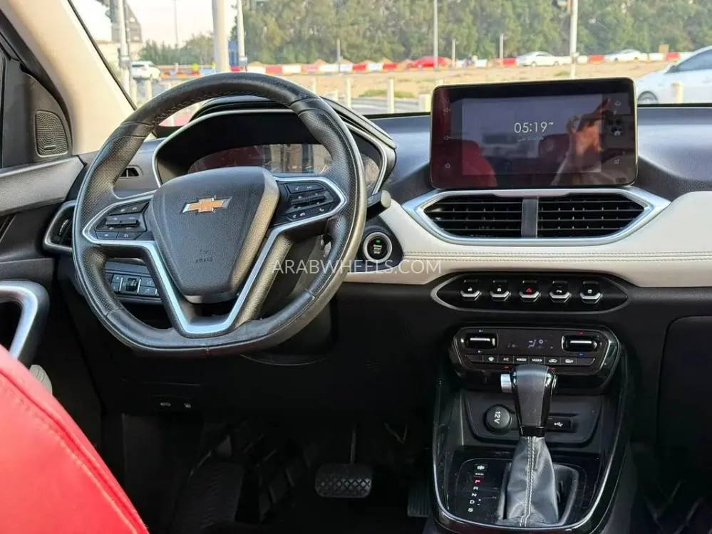 Chevrolet Captiva 2023 for Sale in Abu Dhabi Image-14