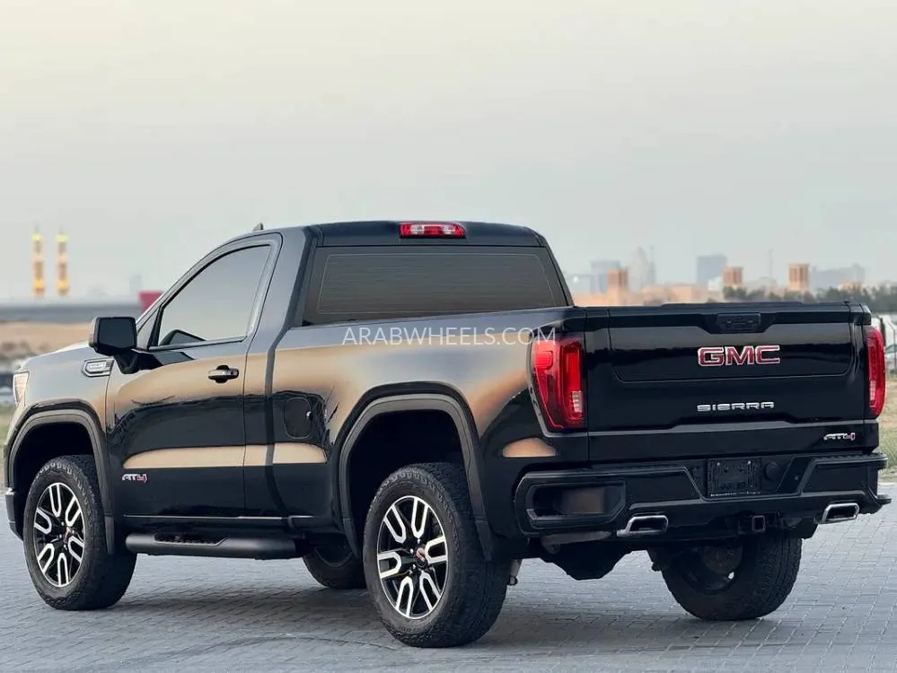 GMC Sierra 2024 for Sale in Sharjah Image-9