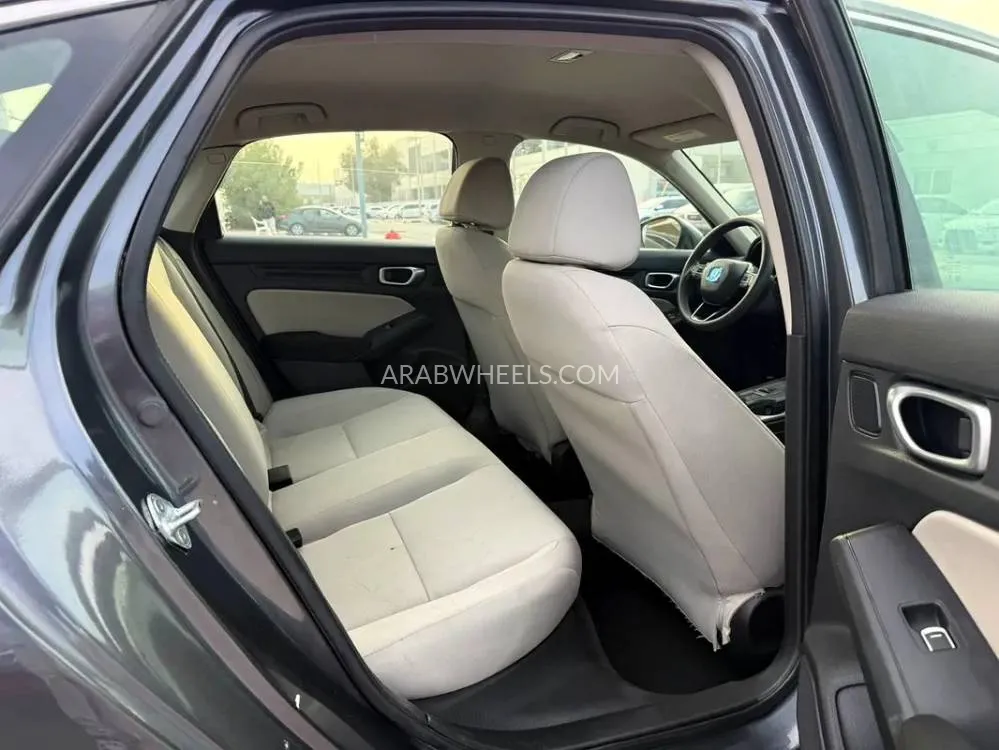 Honda Civic 2023 for Sale in Abu Dhabi Image-12