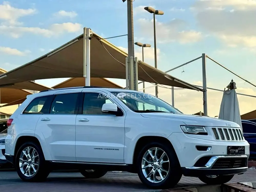 Jeep Cherokee 2015 for Sale in Abu Dhabi Image-8