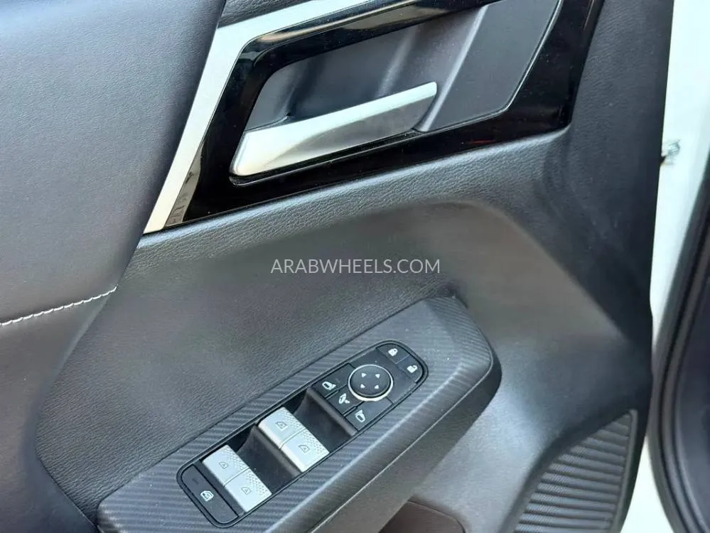 Mitsubishi Outlander 2025 for Sale in Abu Dhabi Image-18