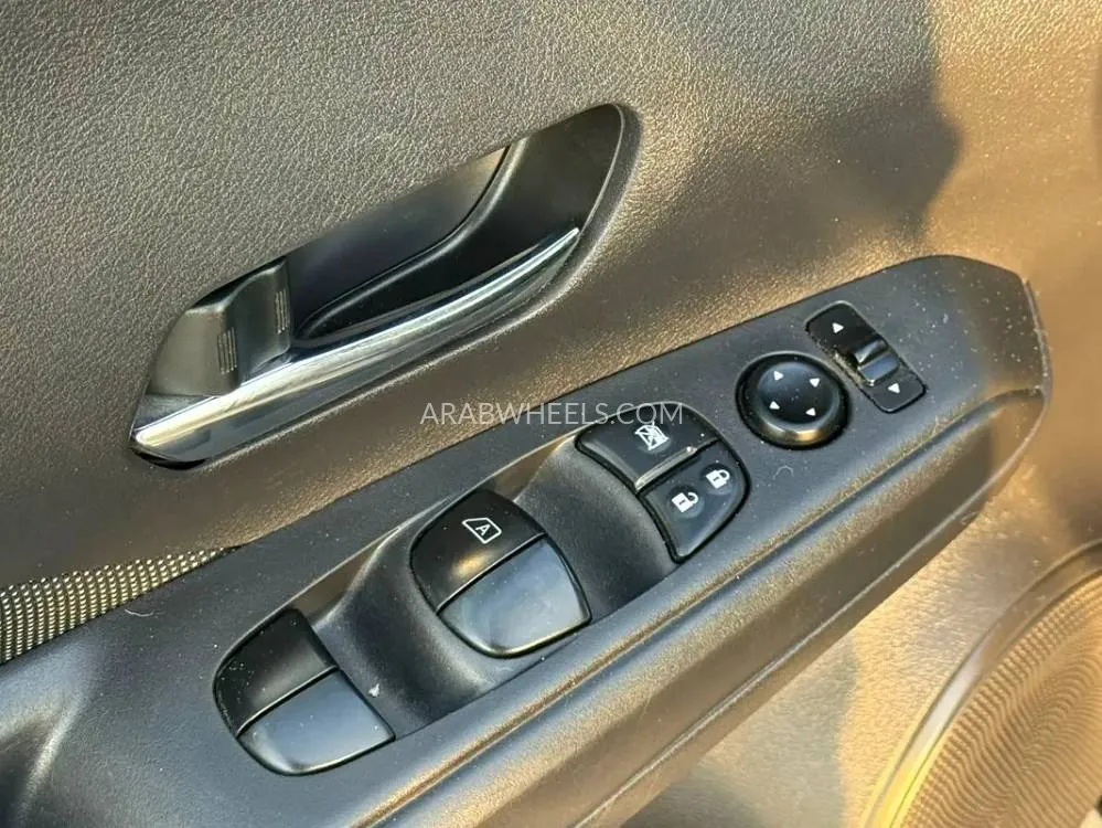 Nissan Kicks 2019 for Sale in Abu Dhabi Image-11