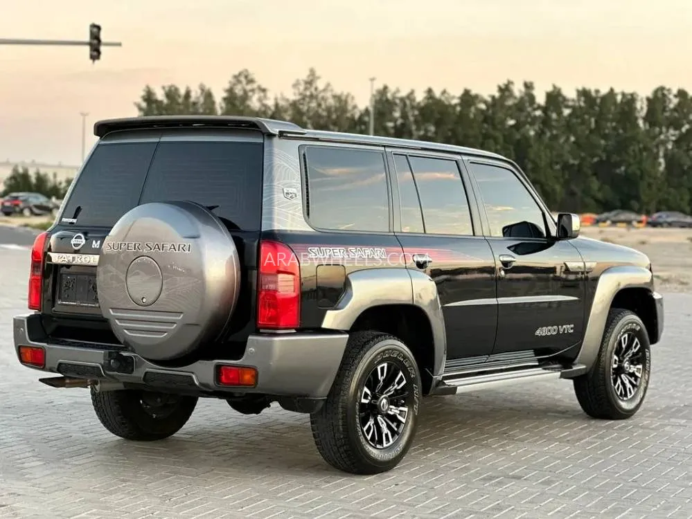 Nissan Patrol 2024 for Sale in Sharjah Image-10