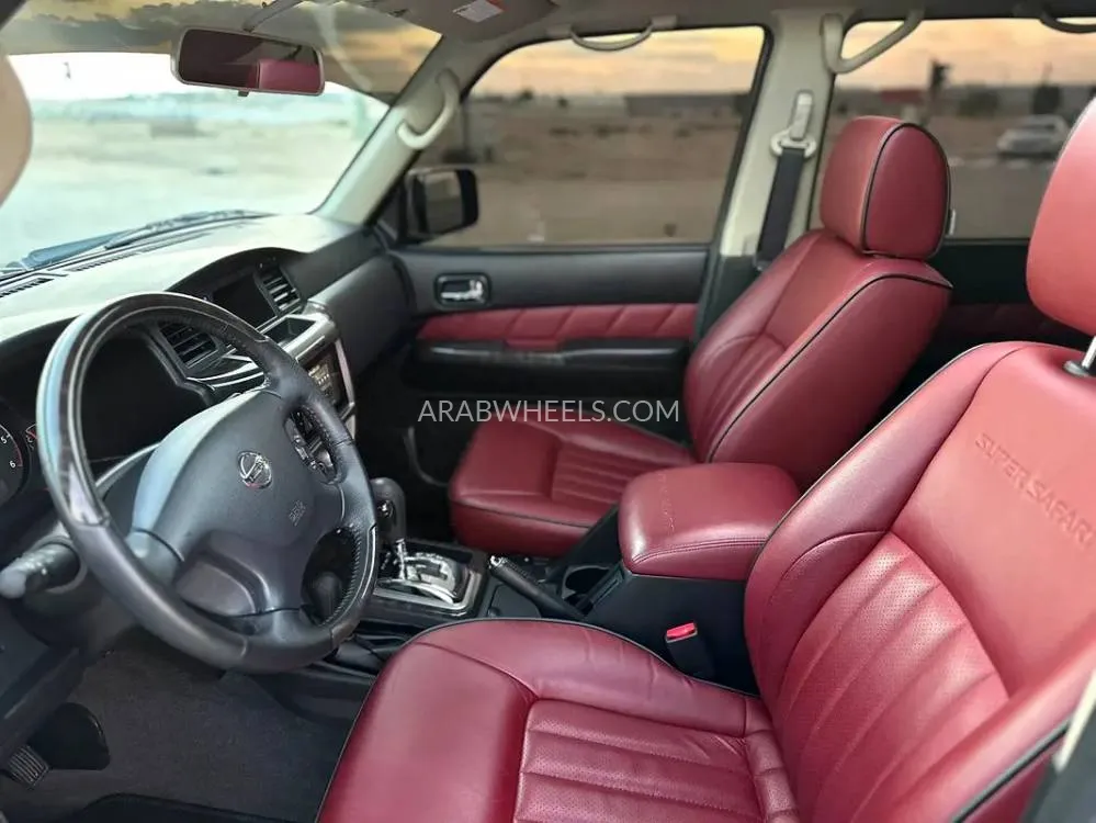 Nissan Patrol 2024 for Sale in Sharjah Image-14