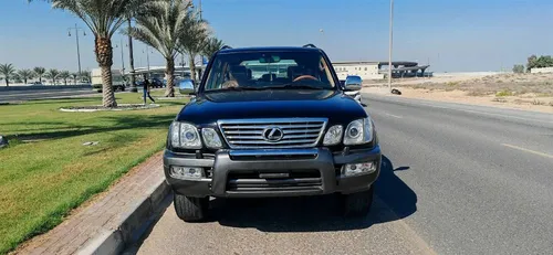 Lexus LX 2004