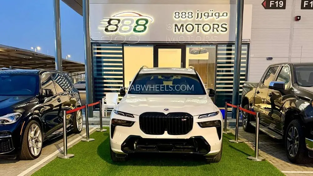 BMW X7 2023 for Sale in Ajman Image-5