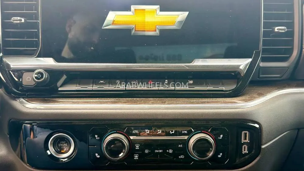 Chevrolet Silverado 2023 for Sale in Ajman Image-6