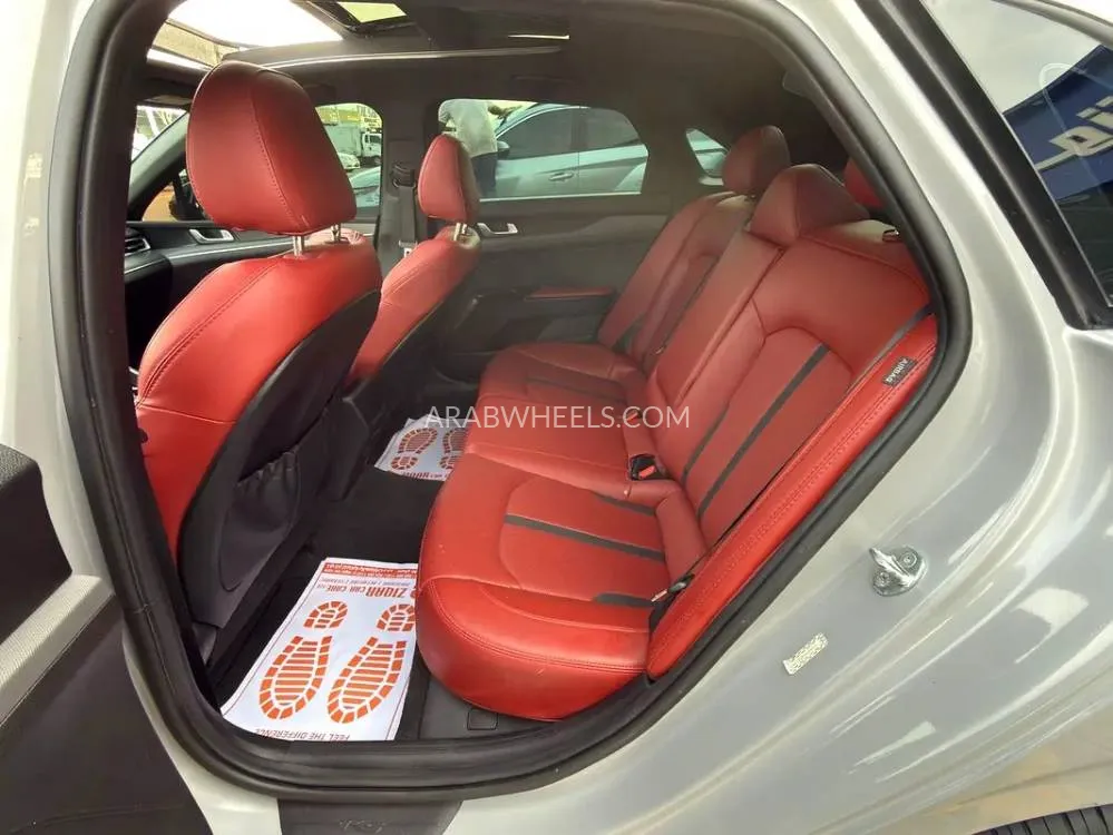 Kia K5 2023 for Sale in Ajman Image-9