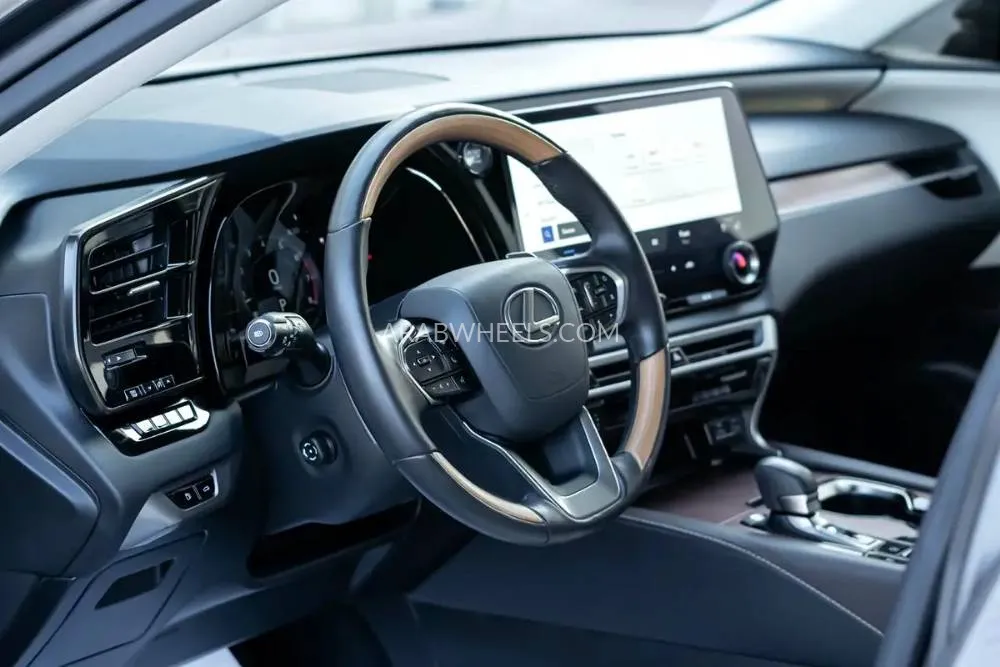 Lexus RX 2024 for Sale in Dubai Image-13