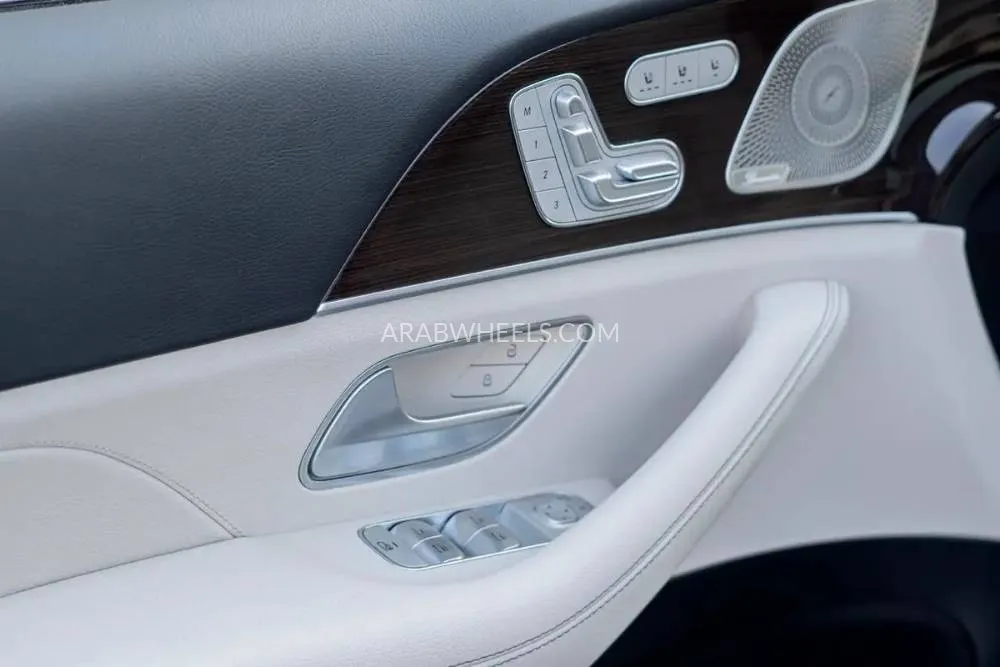 Mercedes Benz GLE Class 2024 for Sale in Dubai Image-3