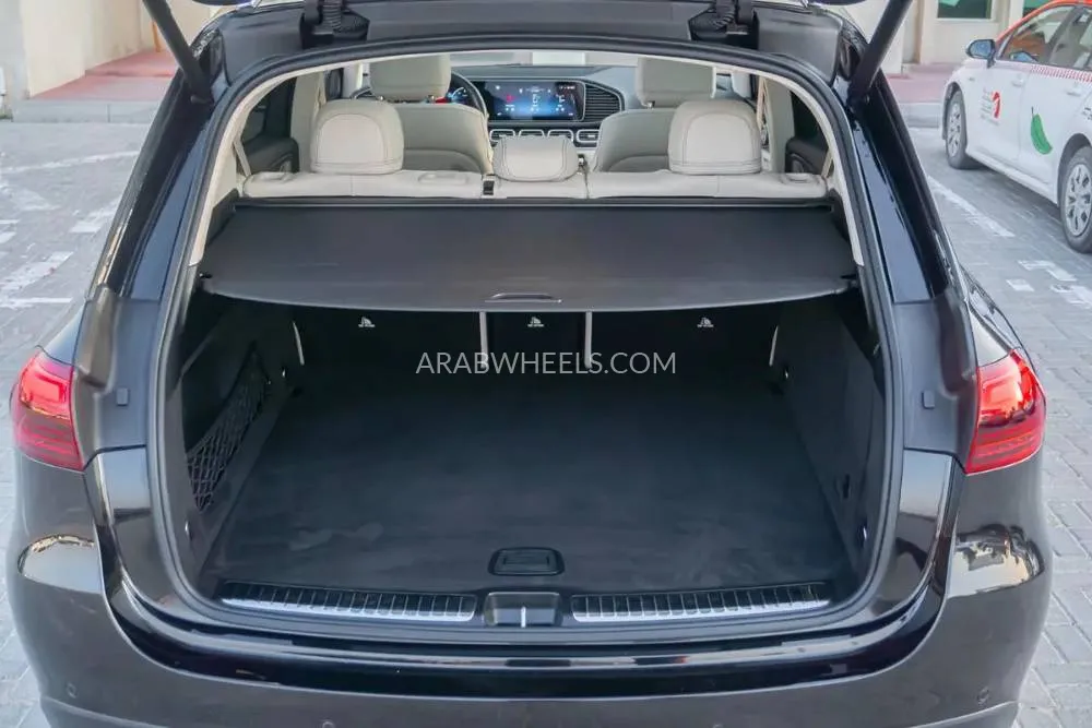 Mercedes Benz GLE Class 2024 for Sale in Dubai Image-12