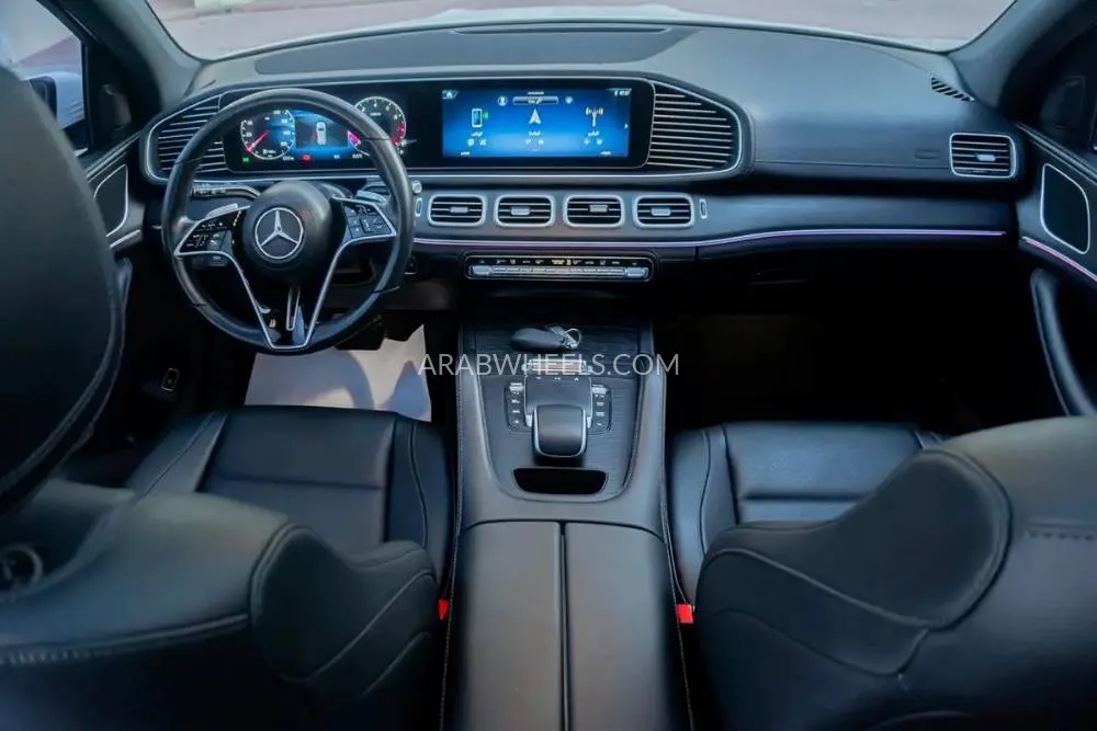 Mercedes Benz GLE Class 2024 for Sale in Dubai Image-10