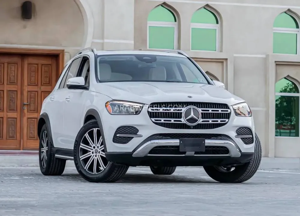 Mercedes Benz GLE Class 2025 for Sale in Dubai Image-10
