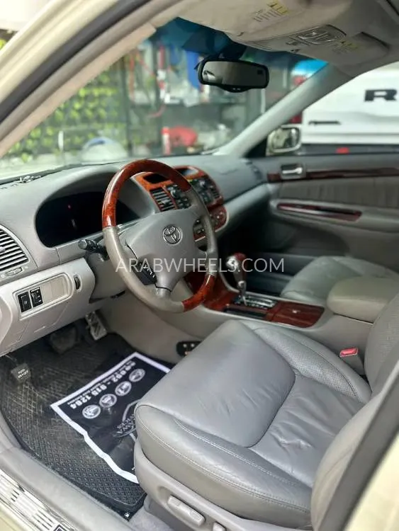 تويوتا كامري 2003 for Sale in الشارقة Image-6