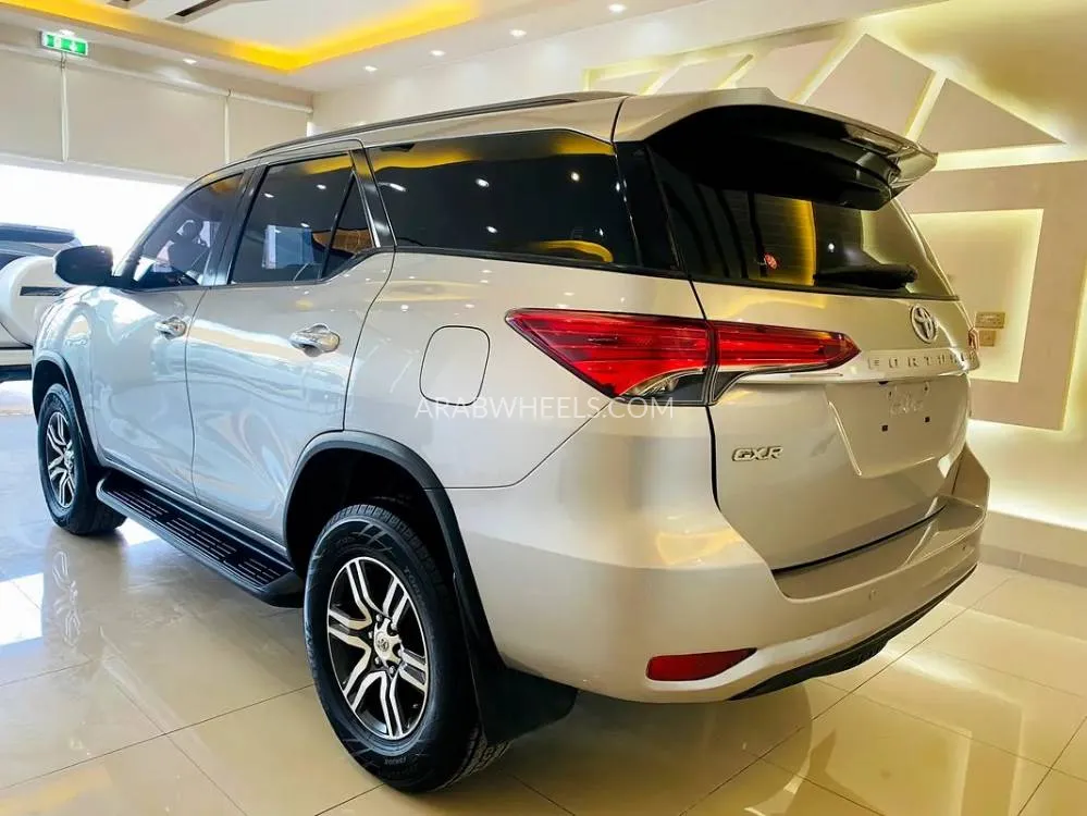 تويوتا فورتشنر 2018 for Sale in الشارقة Image-13