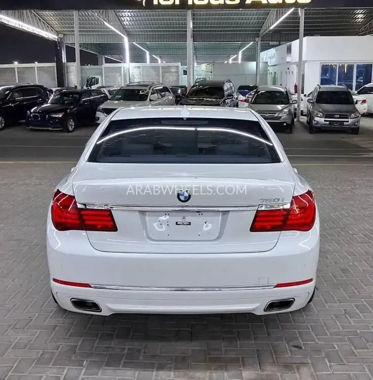 BMW 7 series 2014 for Sale in Ajman Image-10