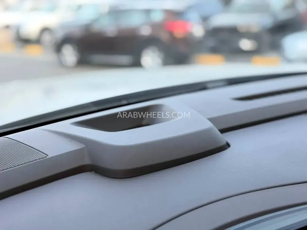 Chevrolet Tahoe 2025 for Sale in Dubai Image-11