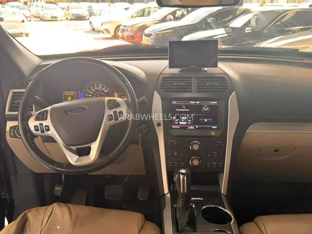 فورد إكسبلورر 2013 for Sale in عجمان Image-6