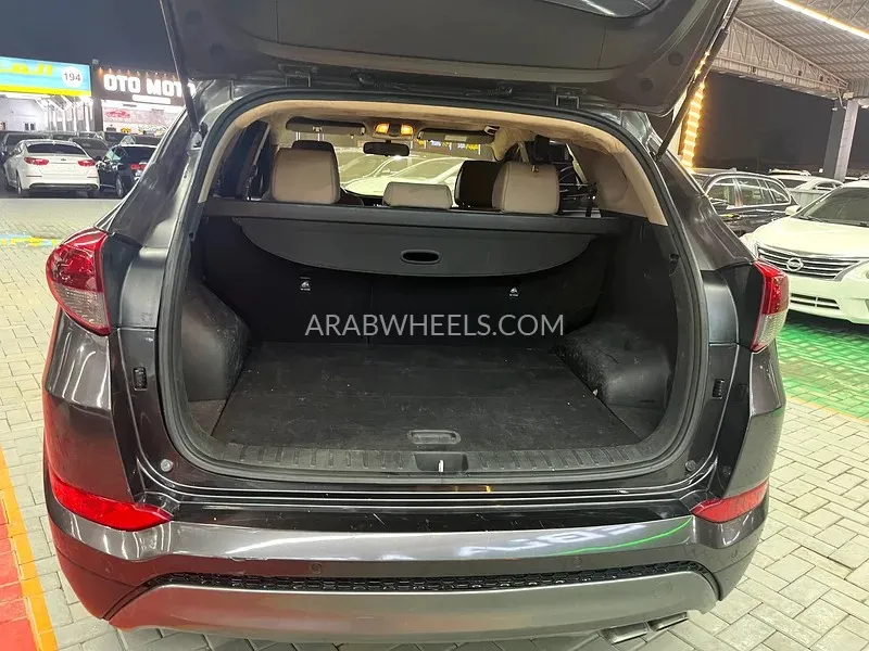 هيونداي توسان 2018 for Sale in عجمان Image-11