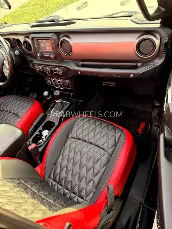 Jeep Wrangler 2018 for Sale in Dubai Image-3