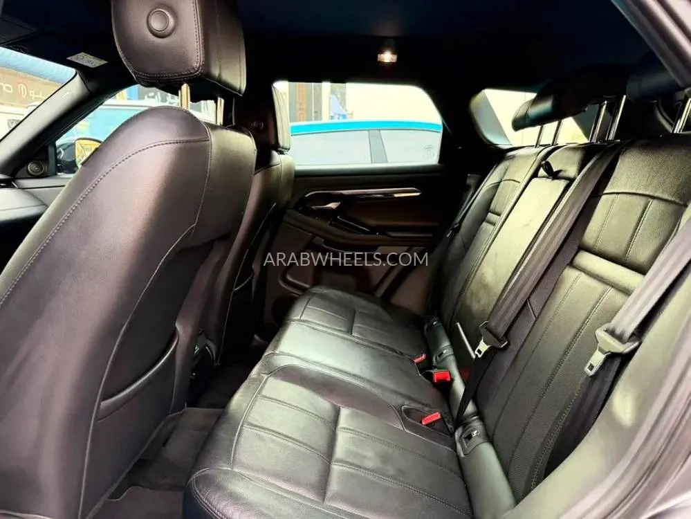 لاند روفر رينج روفر إيفوك 2020 for Sale in دبي Image-6