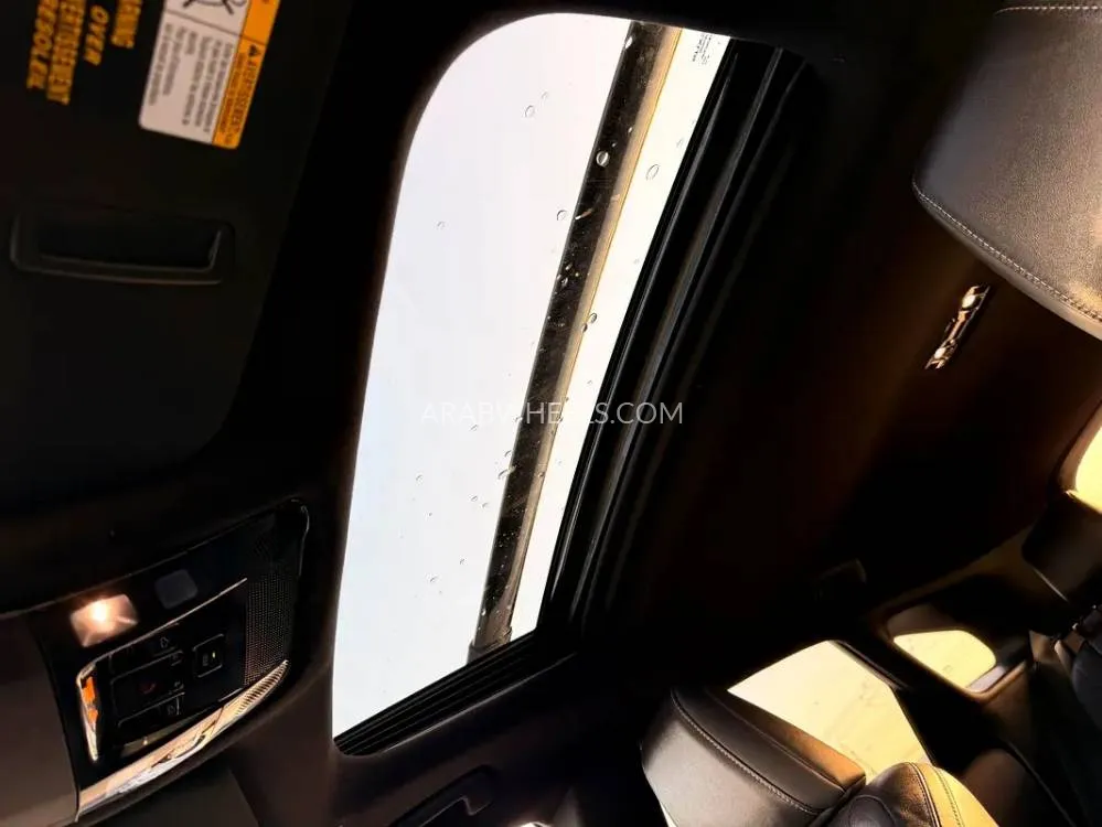 Lexus RX 2024 for Sale in Dubai Image-17