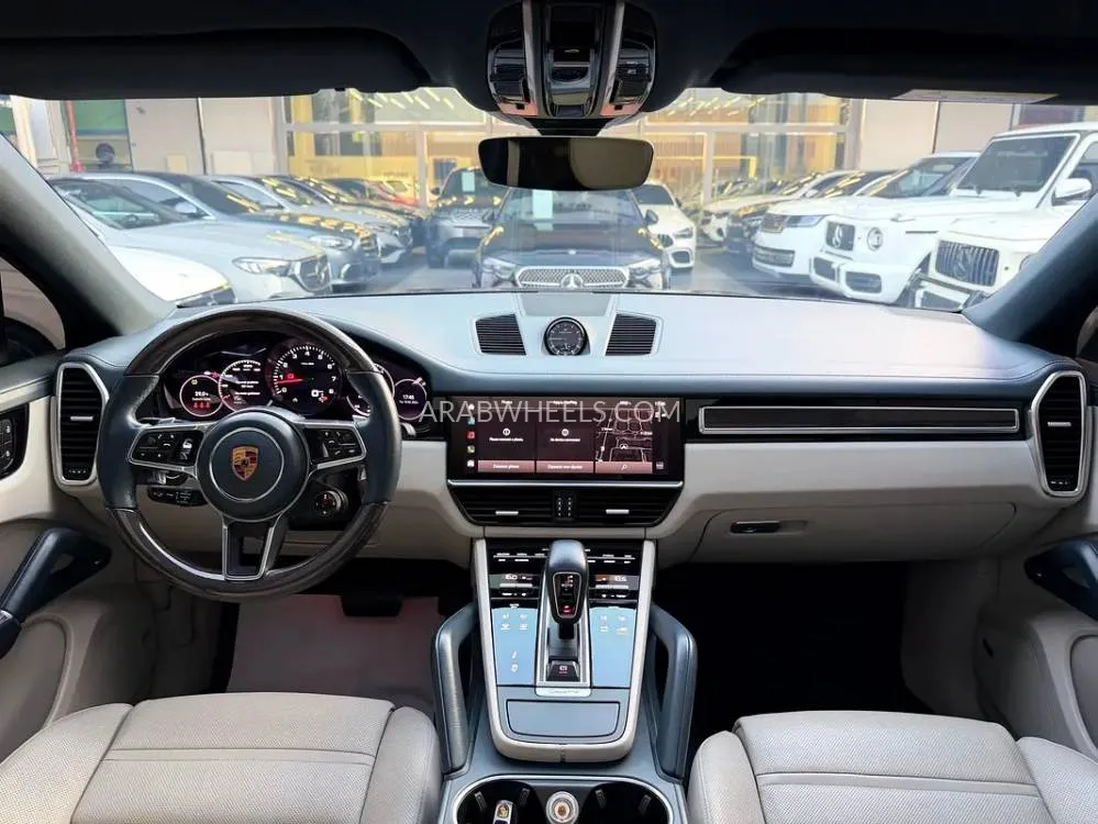 Porsche Cayenne 2023 for Sale in Dubai Image-9