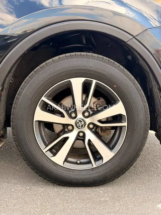 Toyota Rav4 2016 for Sale in Dubai Image-6