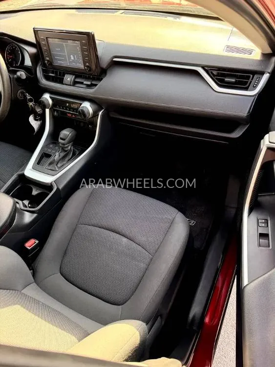 Toyota Rav4 2019 for Sale in Dubai Image-13