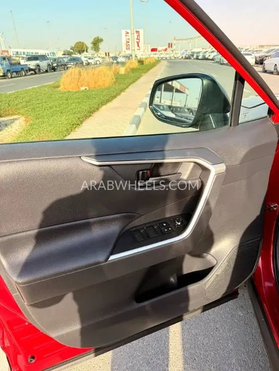 Toyota Rav4 2019 for Sale in Dubai Image-16