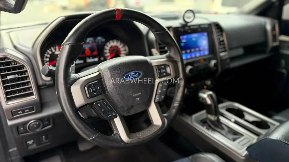 Ford F 150 2020 for Sale in Dubai Image-2