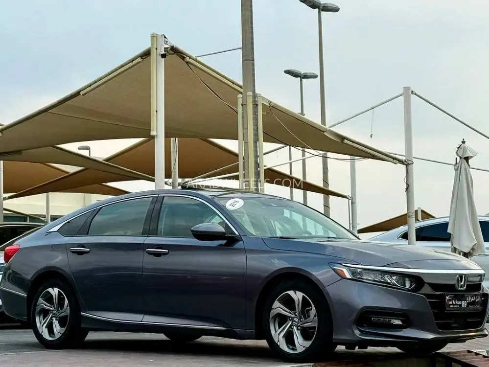 Honda Accord 2018 for Sale in Sharjah Image-8
