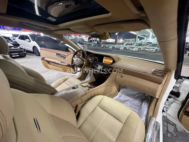 Mercedes Benz CL Class 2011 for Sale in Ajman Image-4