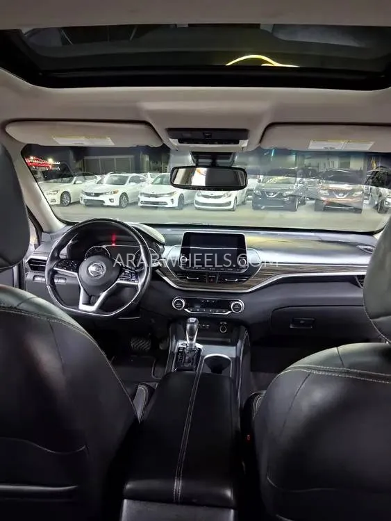 Nissan Altima 2019 for Sale in Ajman Image-9