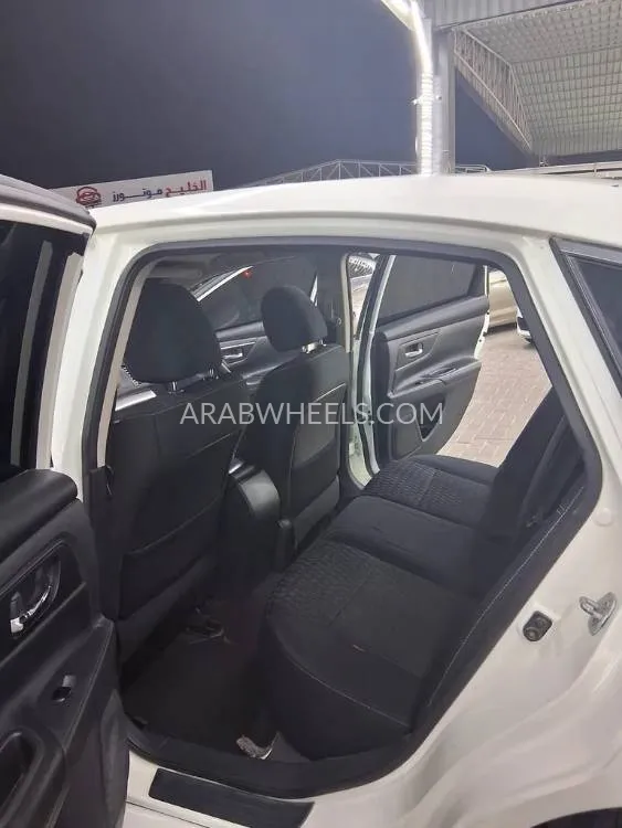 Nissan Altima 2017 for Sale in Ajman Image-5