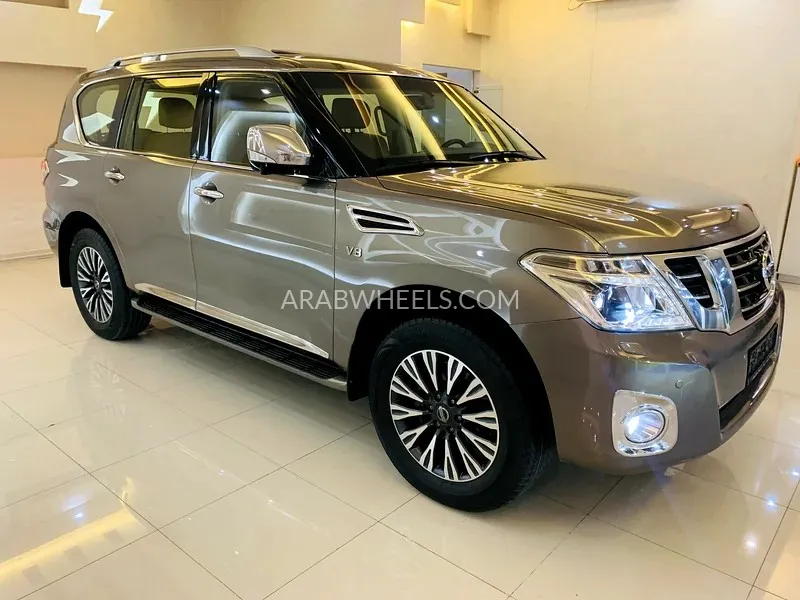 نيسان باترول 2016 for Sale in الشارقة Image-16