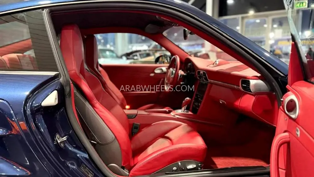 Porsche 911 2011 for Sale in Dubai Image-3