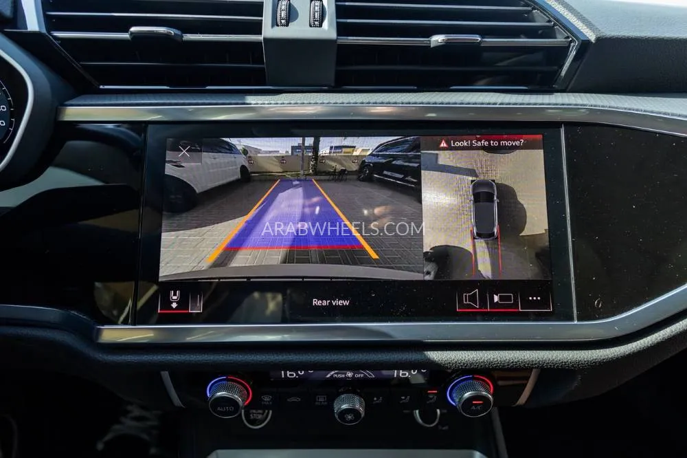 Audi Q3 2024 for Sale in Dubai Image-19