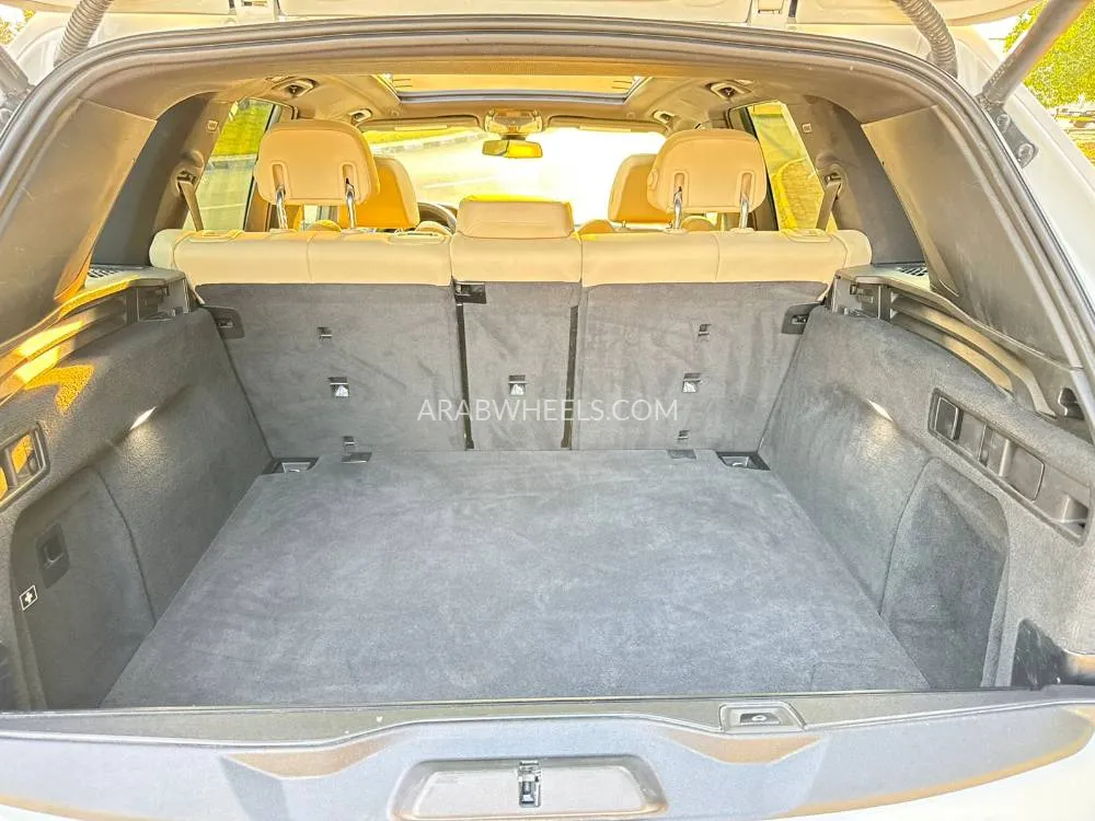 BMW X5 2021 for Sale in Sharjah Image-8