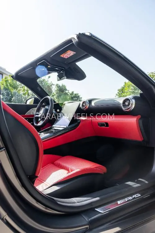 Mercedes Benz SL Class 2022 for Sale in Dubai Image-27