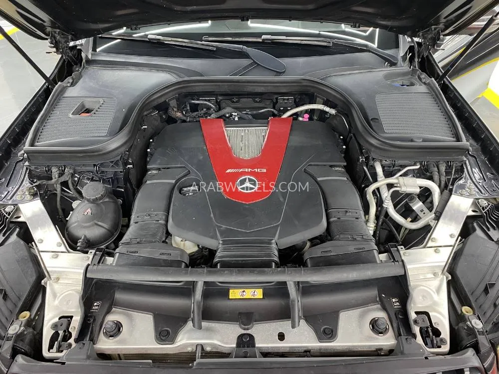 Mercedes Benz GLC Class 2021 for Sale in Dubai Image-18